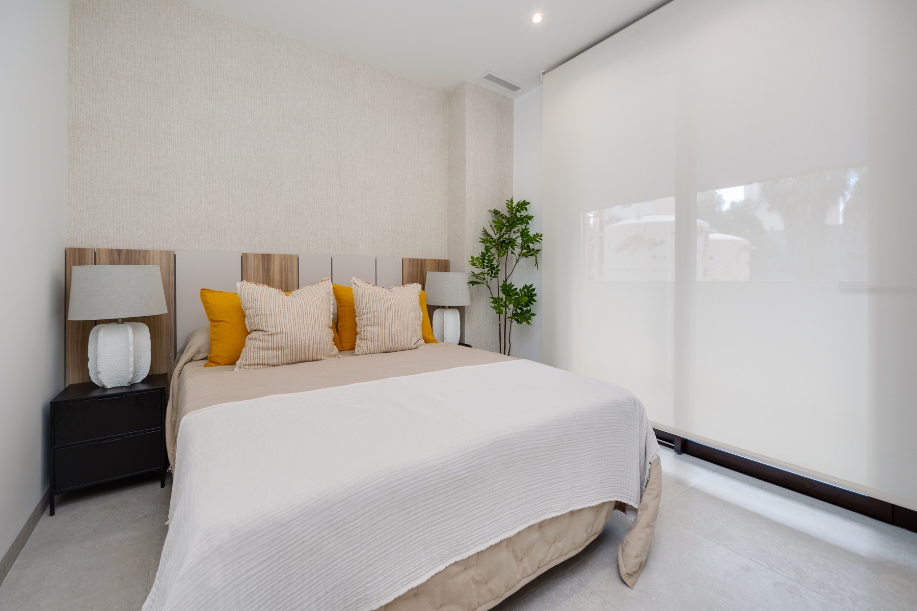 Dunara Towers bedroom impression
