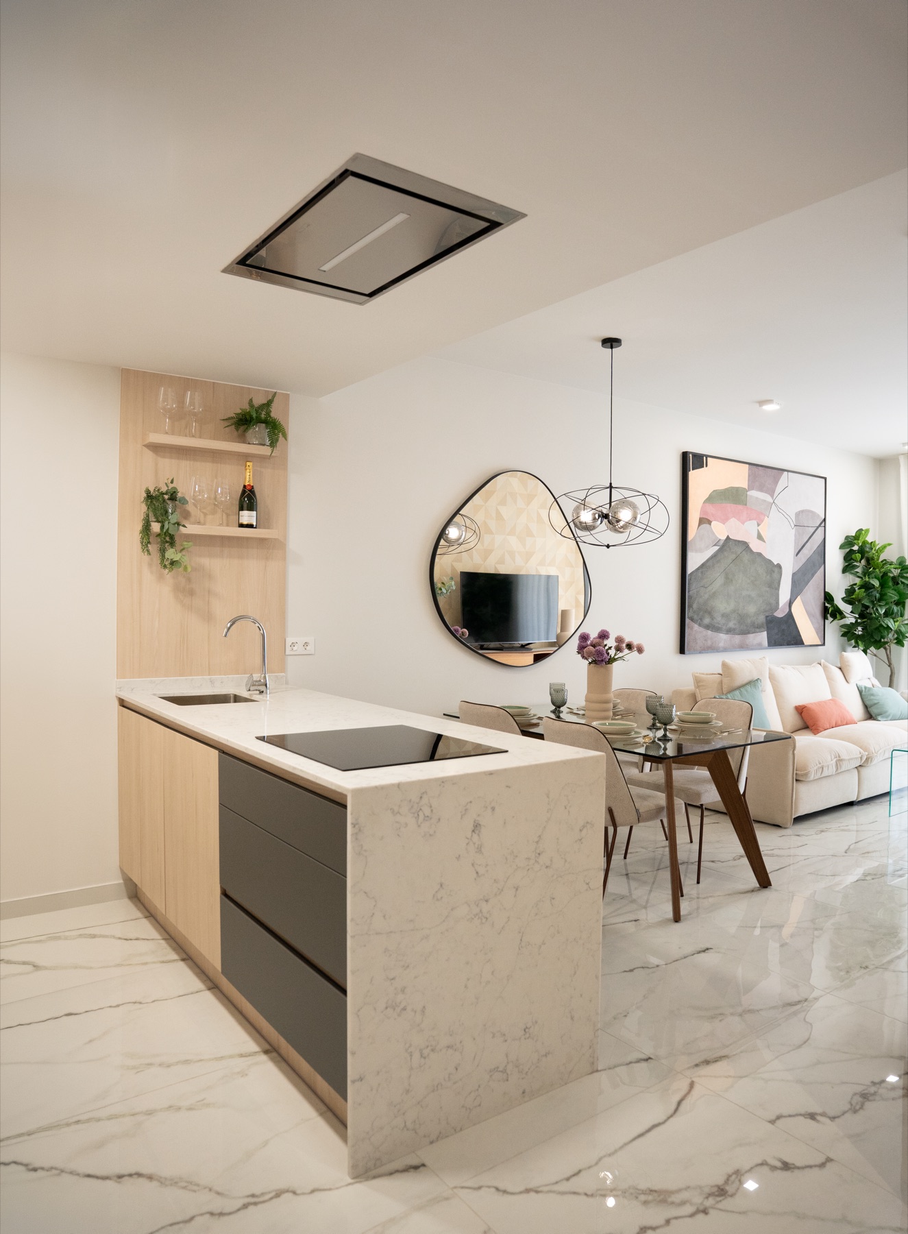 Lo Marabu show-home living and kitchen impression